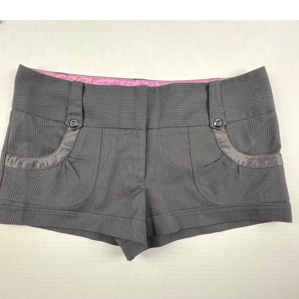 CHARLOTTE RUSSE Pinstripe Cuffed Shorts Womens 10 Y2K Office Siren Coquette - Picture 4 of 14